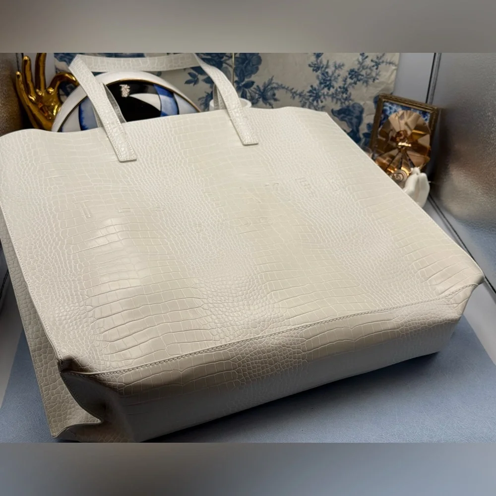 🆕 TED BAKER 🧿 NWOT Allicon Eco Leather Croc Icon Tote Bag, White